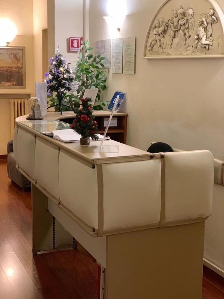 Florence Room B&B Couette-café 2*